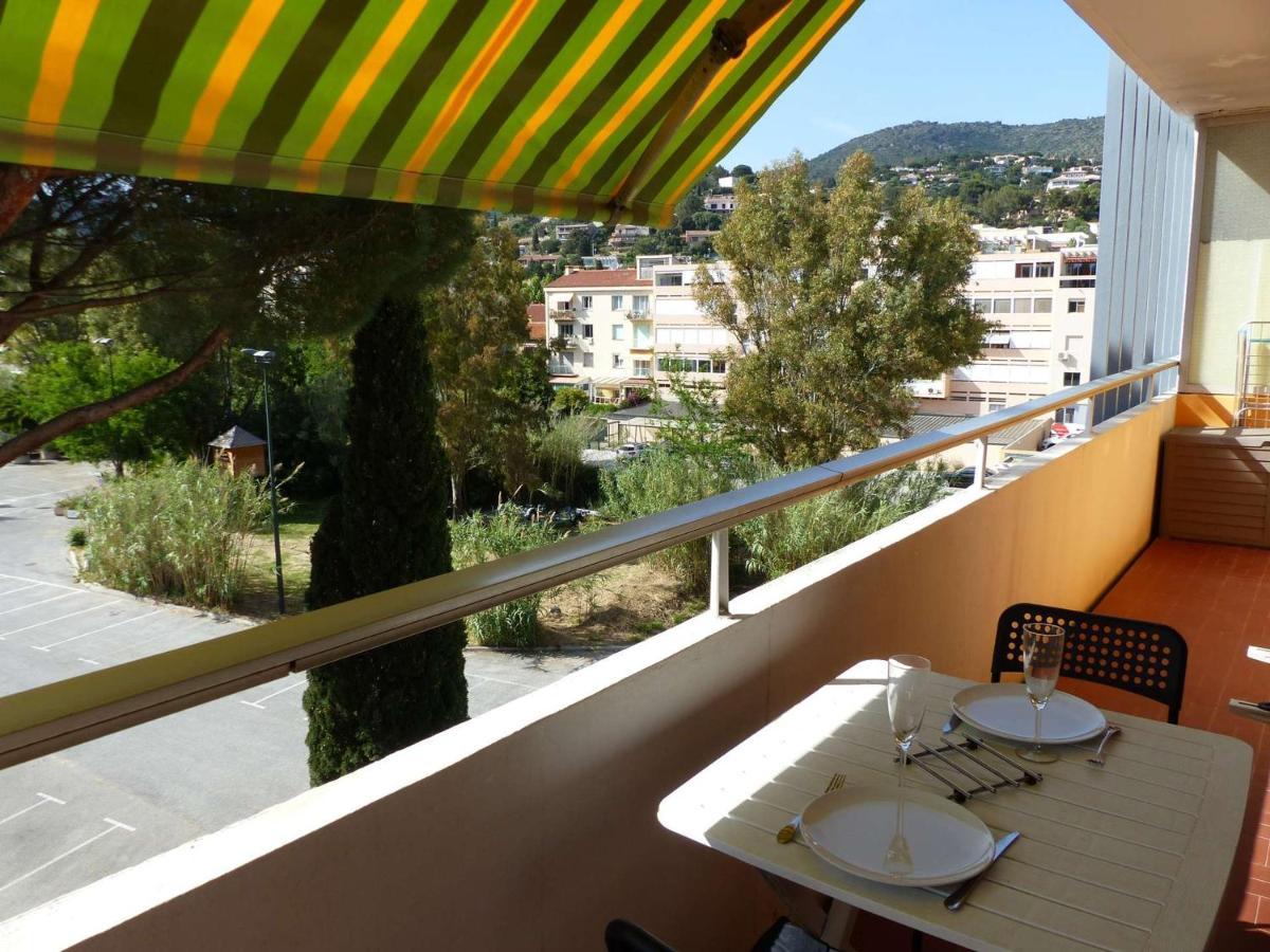 Charmant Studio Climatise Avec Balcon A 50M De La Plage - Le Lavandou Centre-Ville - Fr-1-308-110 外观 照片