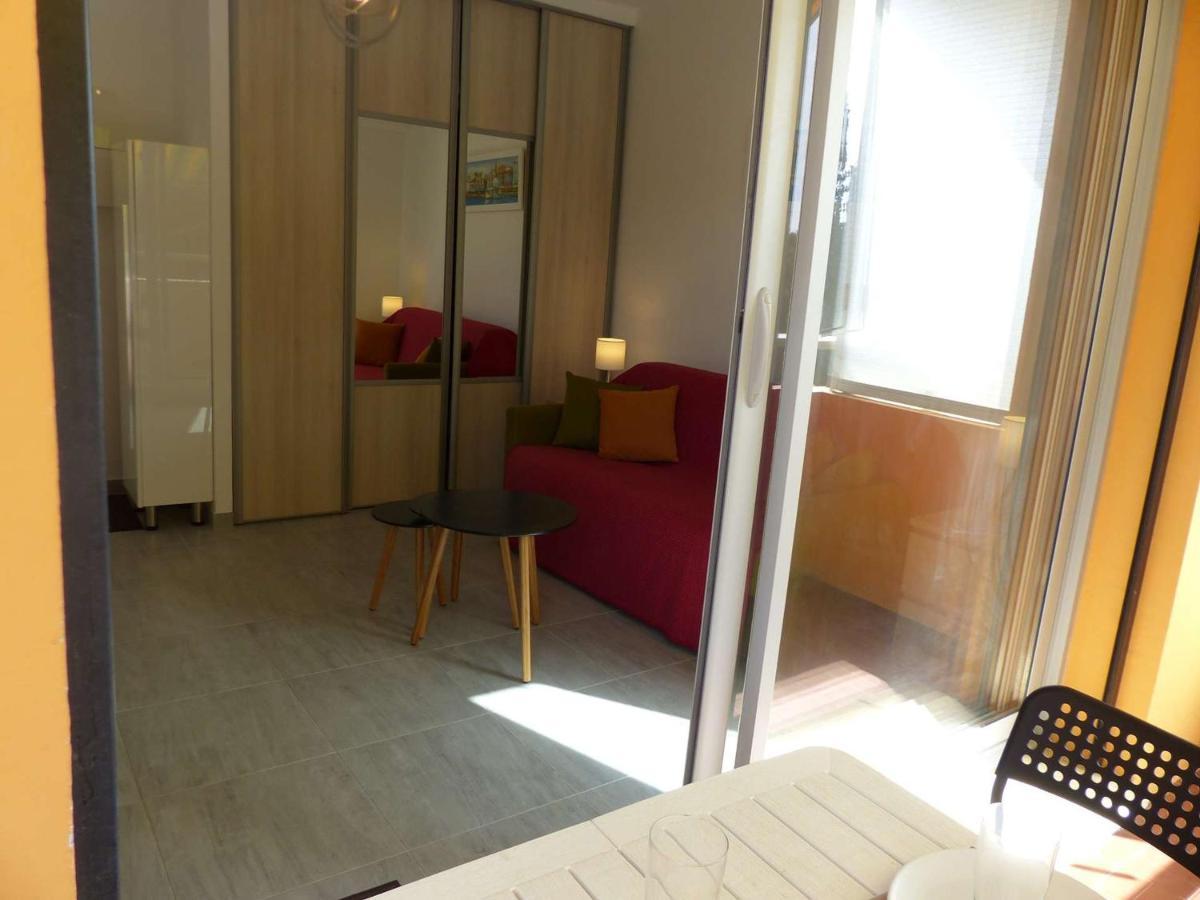 Charmant Studio Climatise Avec Balcon A 50M De La Plage - Le Lavandou Centre-Ville - Fr-1-308-110 外观 照片